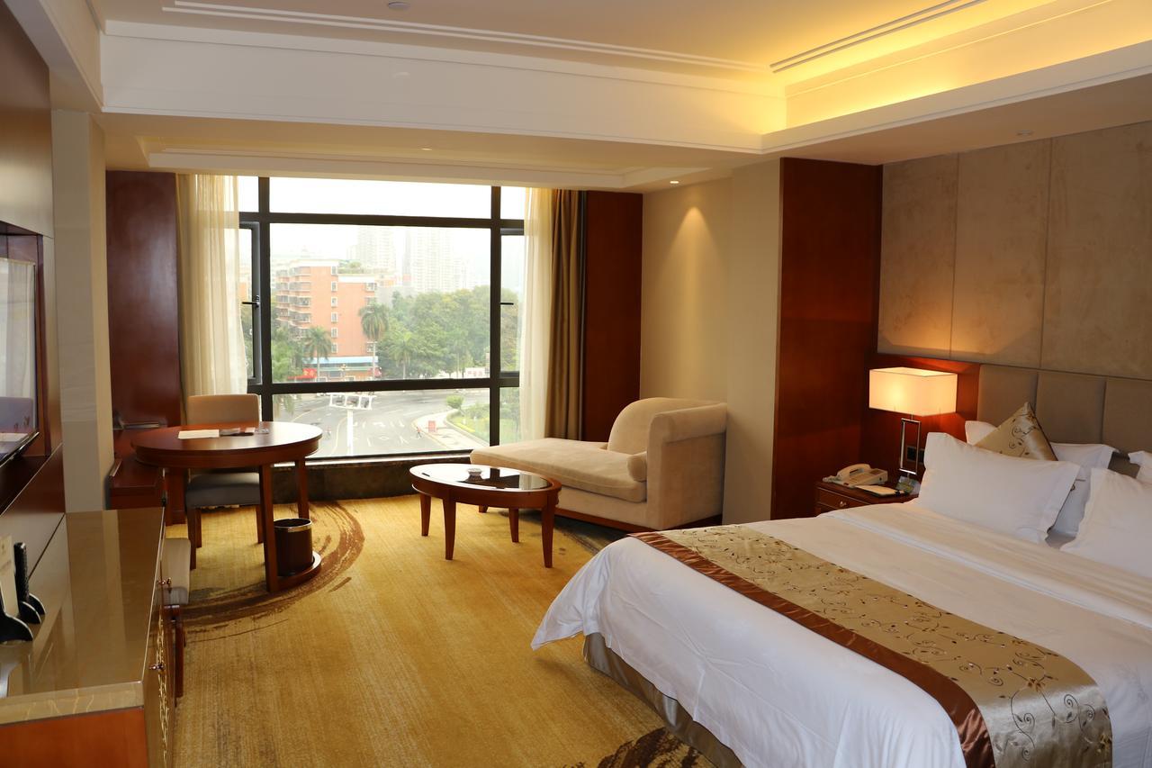Rongjiang Hotel Jieyang Exterior foto